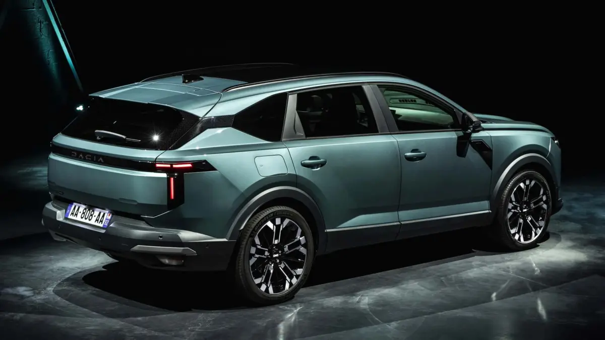 2027-dacia-striker