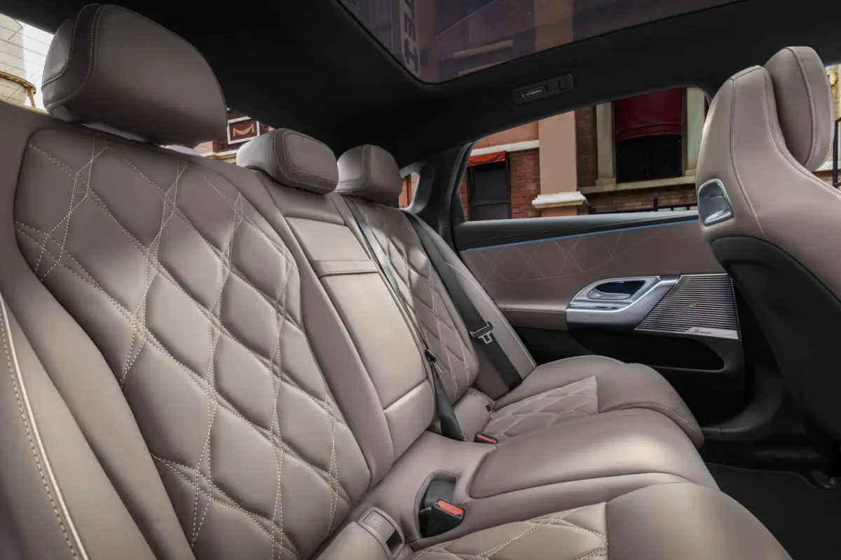 Die neue elektrische C-Klasse definiert das Segment neuThe all-new electric C-Class: Redefining the segment