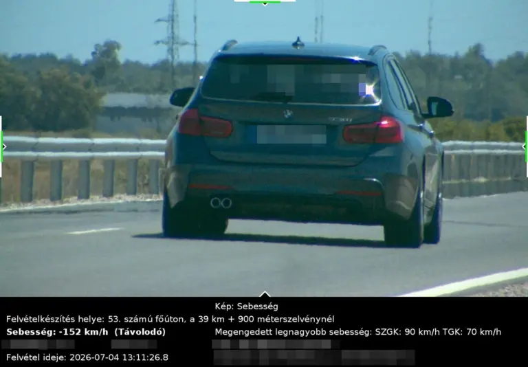 152 km/óráig taposta a BMW-nek, mutatjuk, mekkora bírság lett a vége!