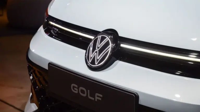 Hivatalos: a Volkswagen Csoport kínálatának a fele megszűnhet!