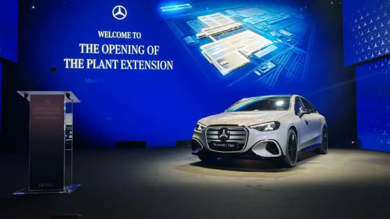 Duplázott a Mercedes Kecskeméten – már gyártósoron a C-osztály és a bébi G is érkezik