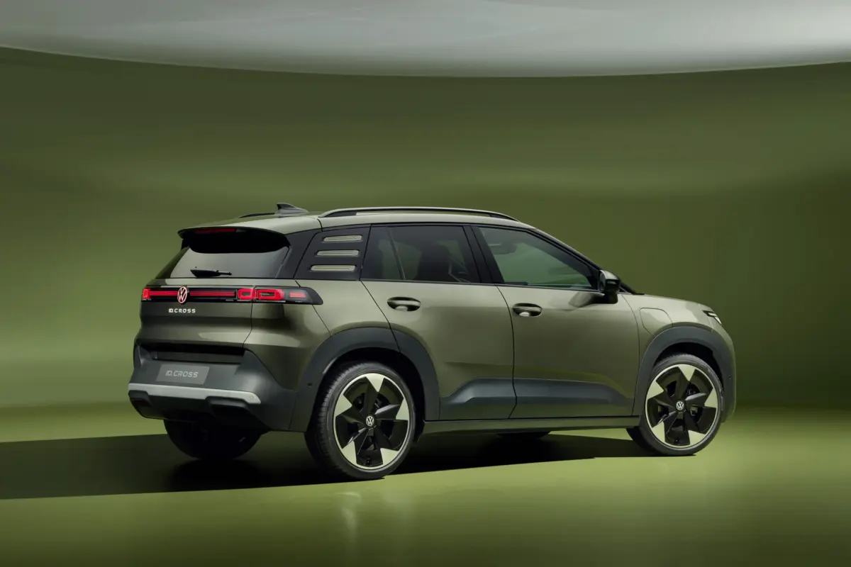 The all-new electric ID. Cross