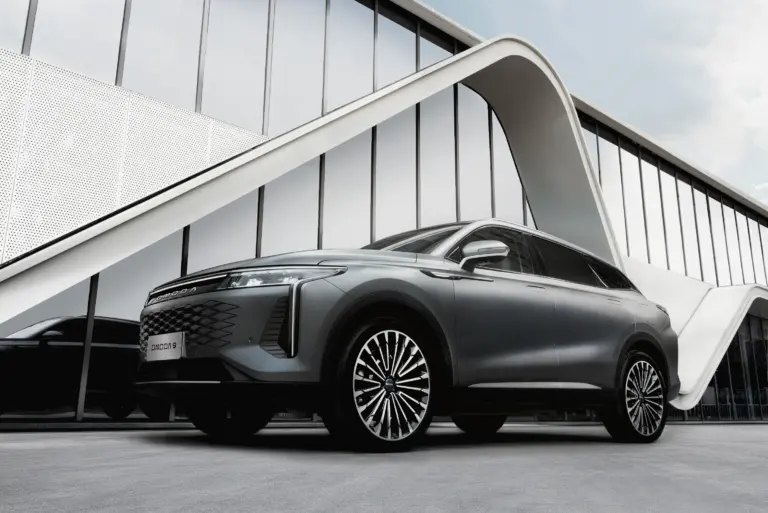 Itt a vége: nem lesz több kizárólag belső égésű motoros Omoda és Jaecoo modell!