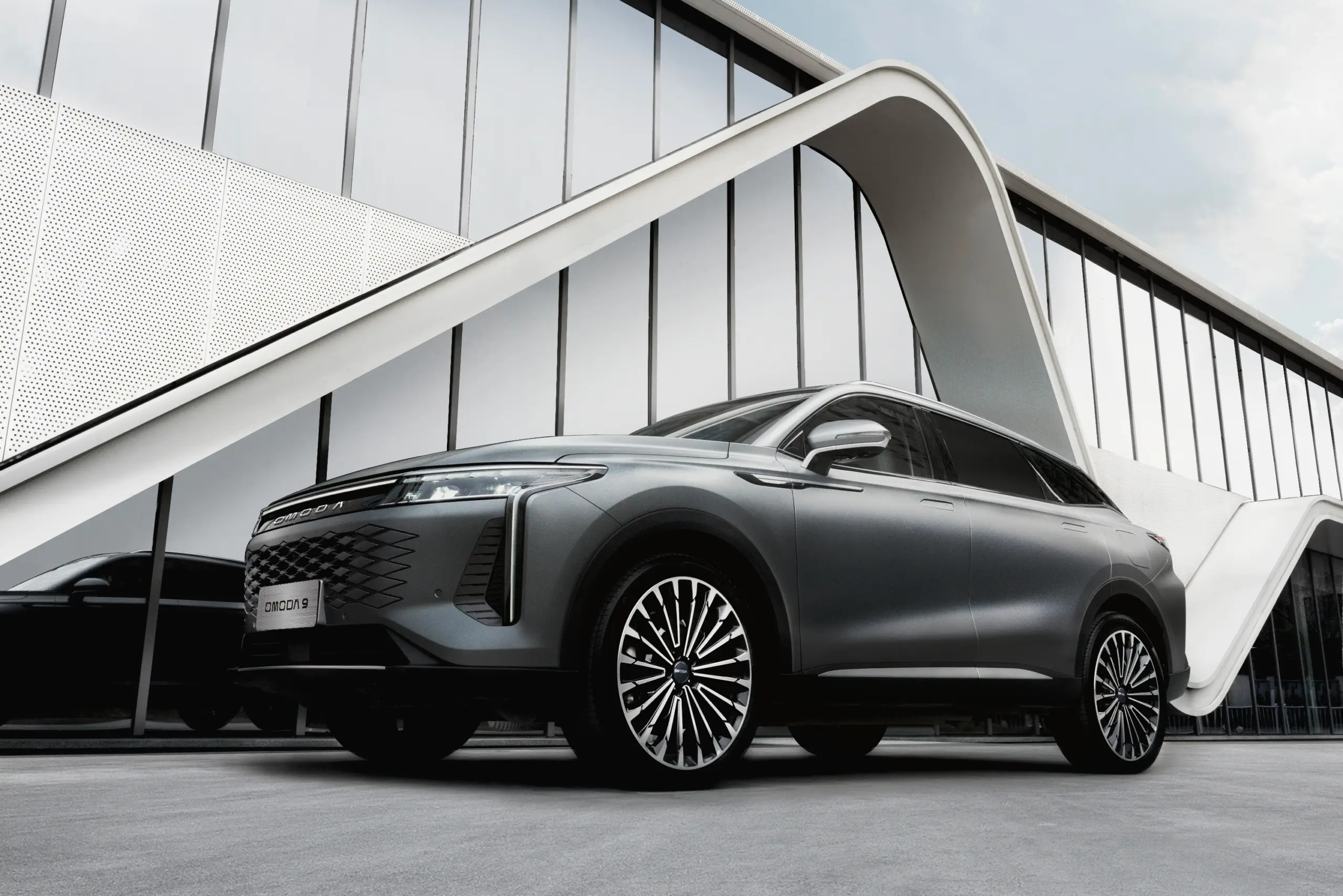 Itt a vége: nem lesz több kizárólag belső égésű motoros Omoda és Jaecoo modell!