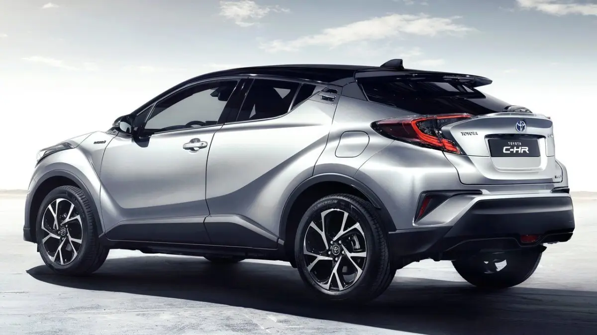 Toyota-C-HR-2017-1280-3bf6816eb6f467b59984c81796c401dcae