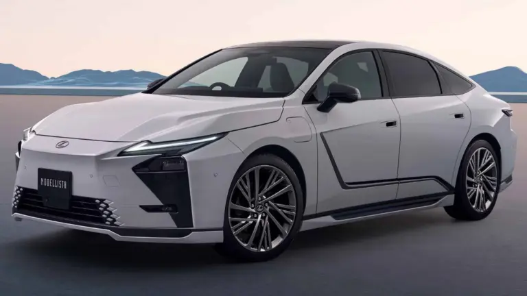 Japánban akár a lábadat is szagtalanítja az új Lexus ES