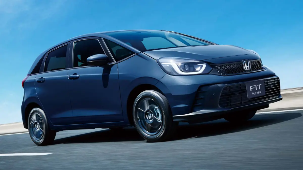 updated-honda-fit-japan (1)